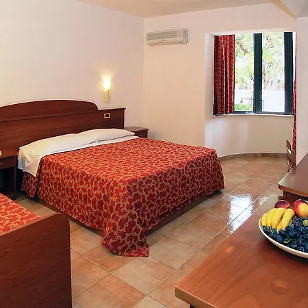 Villaggio Club Costa Degli Dei 리조트 4*